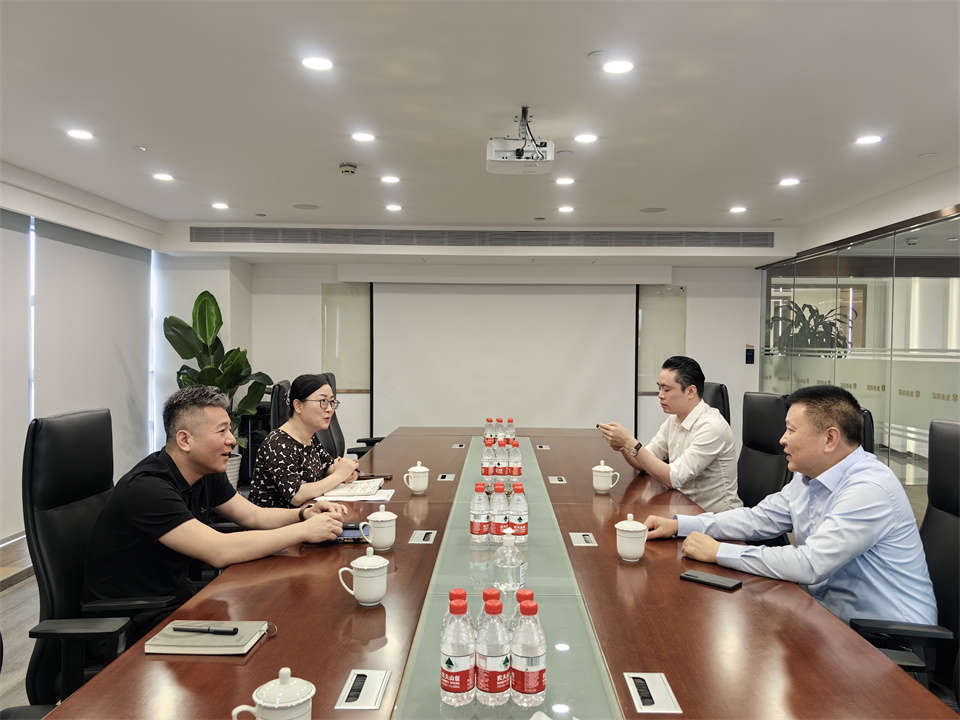 黨委副書記、總經理 朱慶良 集美樓宇.jpg